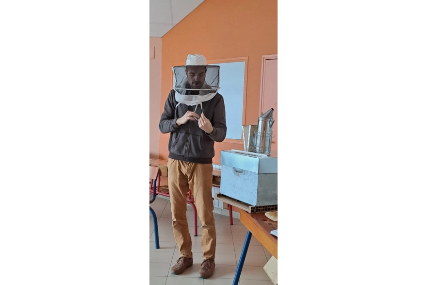 Rencontre avec un apiculteur