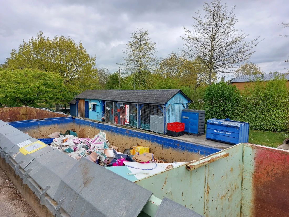 d&eacute;chetterie Quelaines St Gault