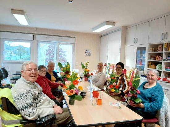 Aide &agrave; la vie partag&eacute;e - Atelier floral 